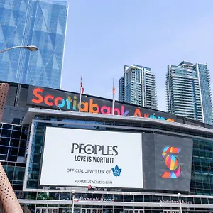 https://apt-beautiful-modern-luxurious-scotiabank-arena.niagara-fallshotels.com